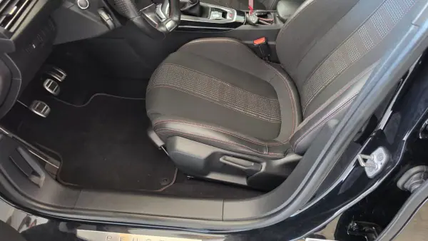 Peugeot 308 SW 2017 - 9500 EUR, 192522 km - 192522km - foto 37 de 56