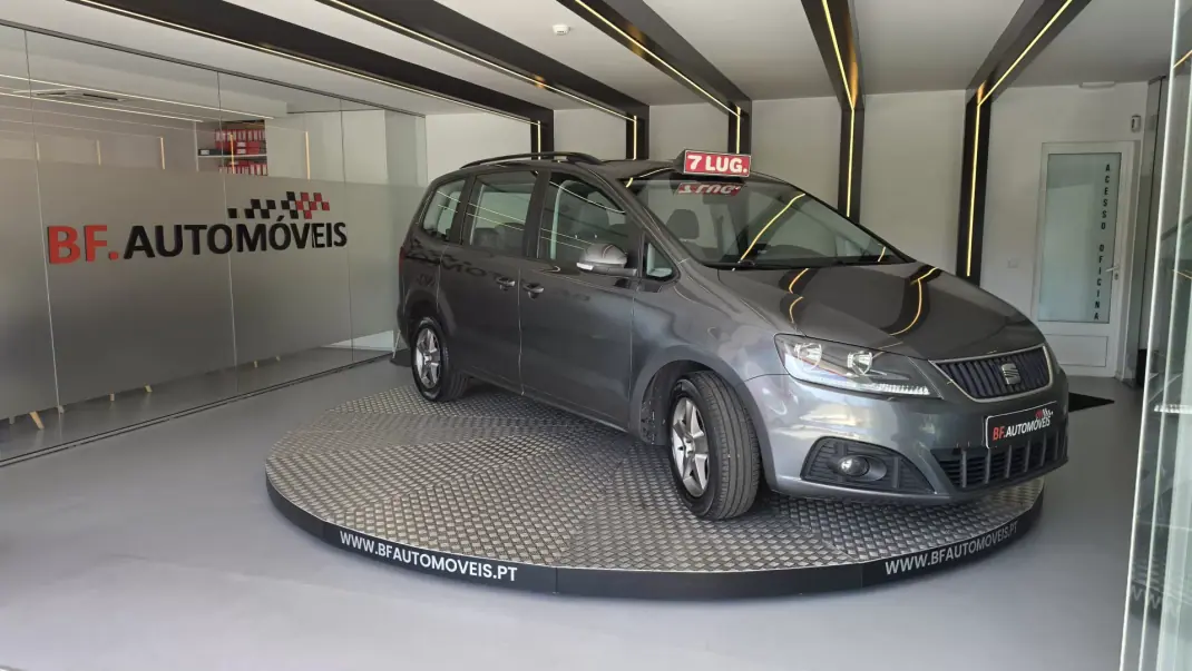 SEAT Alhambra 2011 - 11750 EUR, 235491 km - 235491km - foto 5 de 54