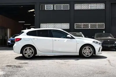 BMW 116 2021 - 23999 EUR, 110550 km - AUTO.MOTO.pt - 110550km - foto 3 de 24