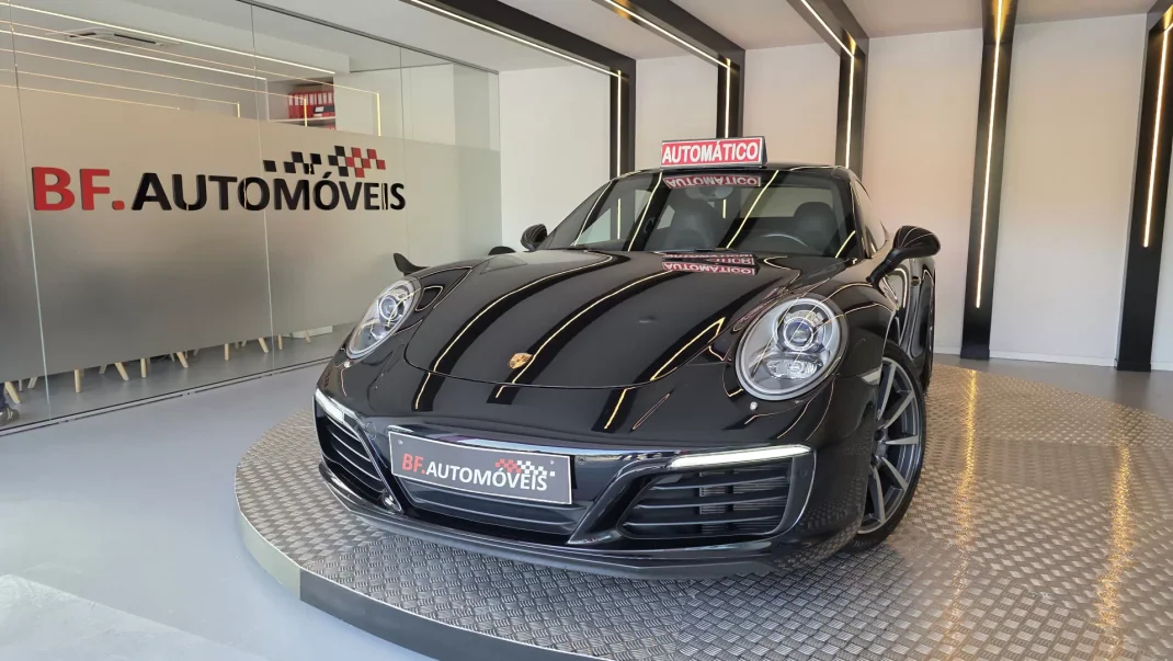 Porsche 991 2016 - 109500 EUR, 62318 km - AUTO.MOTO.pt - 62318km - foto 1 de 60