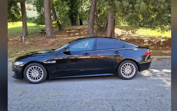 Jaguar XE 2016 — foto 3 de 7