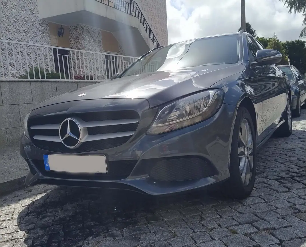 Mercedes-Benz C 180 2015 - 14500 EUR, 230000 km - AUTO.MOTO.pt - 230000km - foto 1 de 10