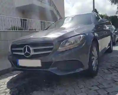 Mercedes-Benz C 180 2015 - 230000km