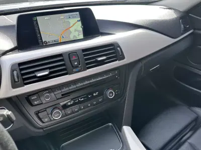 BMW 418 Gran Coupé 2016 - 17500 EUR, 190000 km - AUTO.MOTO.pt - 190000km - foto 29 de 52