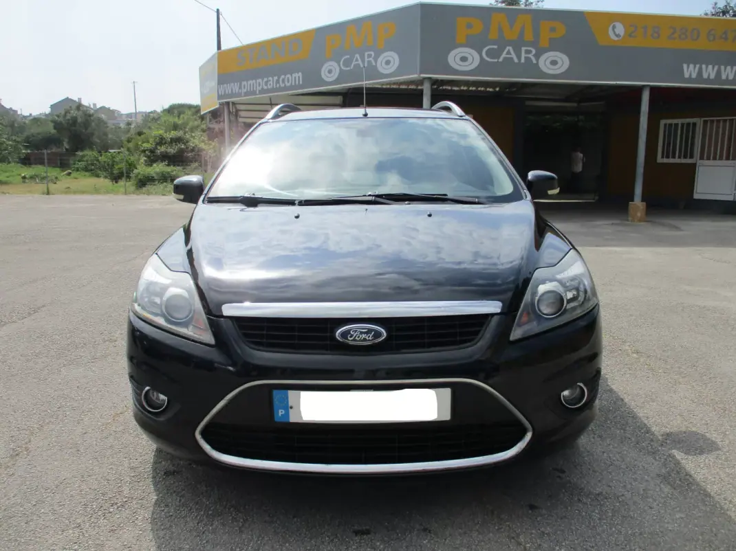 Ford Focus SW 2010 - 5900 EUR, 188000 km - AUTO.MOTO.pt - 188000km - foto 2 de 12