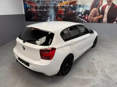 BMW 116 2014 - 10900 EUR, 230000 km - AUTO.MOTO.pt - 230000km - foto 10 de 22