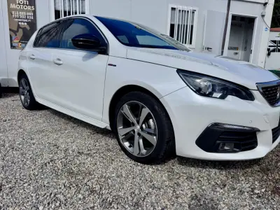 Peugeot 308 2020 - 14790 EUR, 30000 km - AUTO.MOTO.pt - 30000km - foto 3 de 29