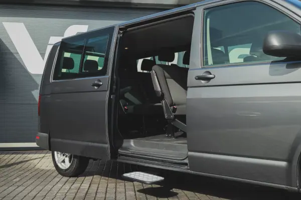 Volkswagen Transporter 2019 - 26950 EUR, 201710 km - AUTO.MOTO.pt - 201710km - foto 15 de 25