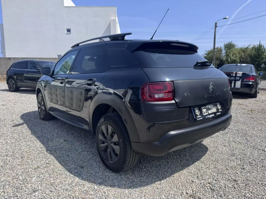 Citroën C4 Cactus 2017 - 9990 EUR, 170000 km - AUTO.MOTO.pt - 170000km - foto 5 de 20