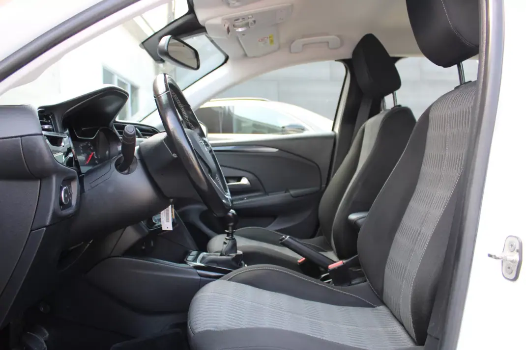 Opel Corsa 2022 - 12990 EUR, 138000 km - 138000km - foto 13 de 25