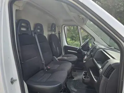 Peugeot BOXER 2.0 BlueHDi 435 L4H2 Premium 2020 - 20350 EUR, 126369 km - AUTO.MOTO.pt - 126369km - foto 15 de 40