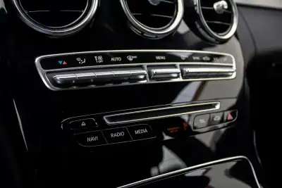 Mercedes-Benz C 220 2017 - 22750 EUR, 192000 km - AUTO.MOTO.pt - 192000km - foto 36 de 40