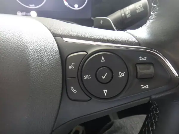 Opel Mokka 2022 - 17990 EUR, 44000 km - AUTO.MOTO.pt - 44000km - foto 30 de 30