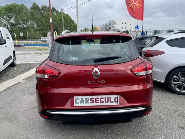 Renault Clio Sport Tourer 2018 - 11350 EUR, 87109 km - AUTO.MOTO.pt - 87109km - foto 5 de 27