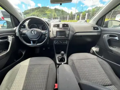Volkswagen Polo 2017 - 10990 EUR, 146070 km - AUTO.MOTO.pt - 146070km - foto 10 de 12
