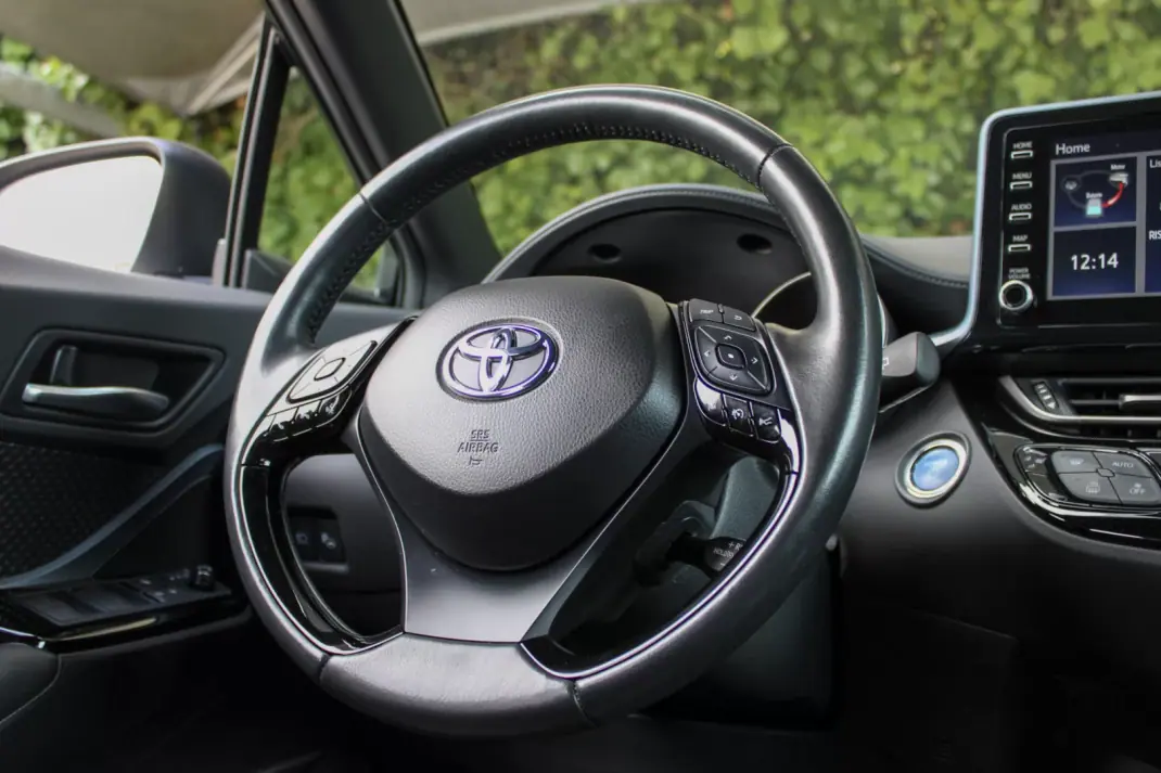 Toyota C-HR 2021 - 26900 EUR, 80500 km - 80500km - foto 11 de 18