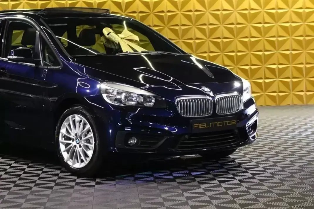 BMW 218 Active Tourer 2015 - 18250 EUR, 66000 km - 66000km - foto 23 de 26