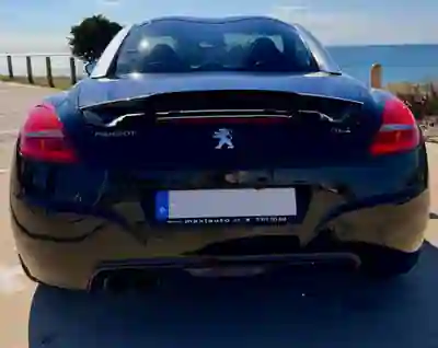 Peugeot RCZ 2012 — foto 6 de 14