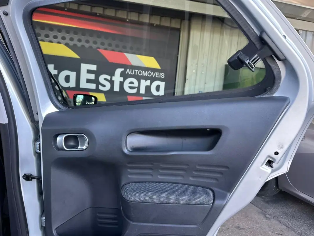 Citroën C4 Cactus 2017 - 13900 EUR, 97056 km - AUTO.MOTO.pt - 97056km - foto 26 de 28