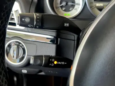 Mercedes-Benz E 220 2015 - 24999 EUR, 161900 km - AUTO.MOTO.pt - 161900km - foto 109 de 135