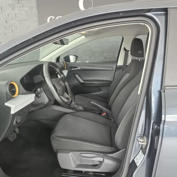 SEAT Ibiza 2024 - 16950 EUR, 66871 km - AUTO.MOTO.pt - 66871km - foto 19 de 32