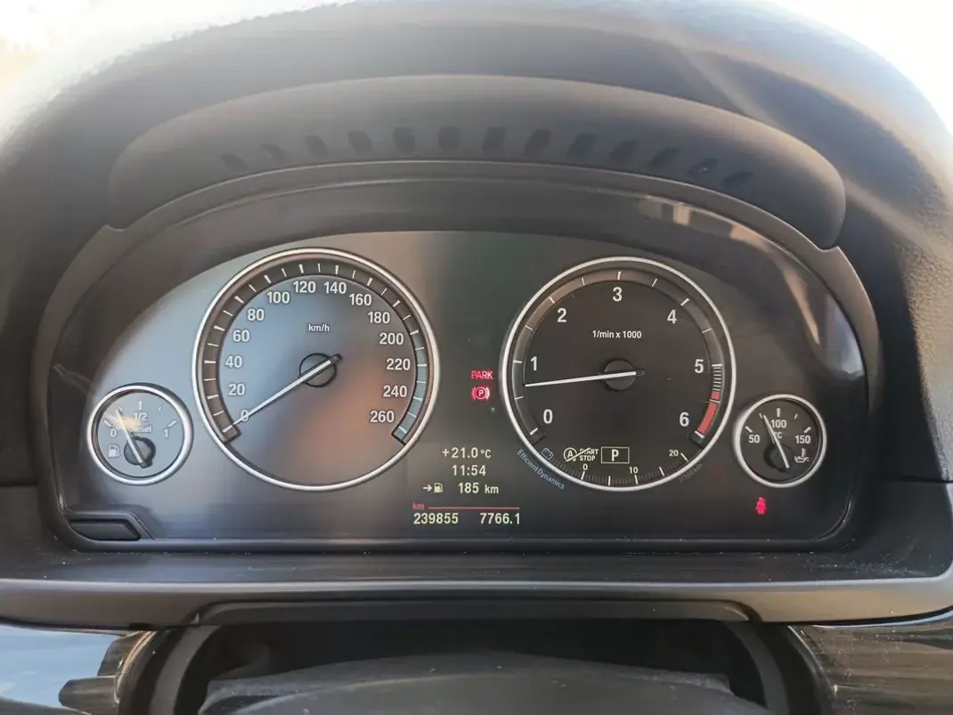 BMW 535 2011 - 16900 EUR, 239855 km - 239855km - foto 19 de 34