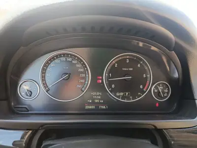 BMW 535 2011 - 16900 EUR, 239855 km - 239855km - foto 19 de 34