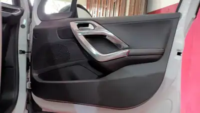 Peugeot 2008 2015 - 11490 EUR, 92490 km - AUTO.MOTO.pt - 92490km - foto 50 de 72