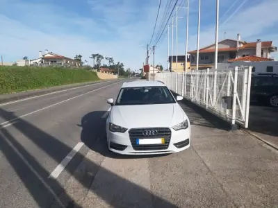 Audi A3 Sportback 2013 - 13000 EUR, 193468 km - AUTO.MOTO.pt - 193468km - foto 3 de 28