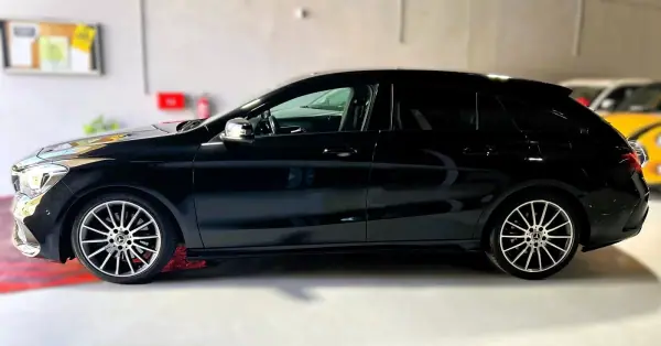 Mercedes-Benz CLA 220 2017 - 22500 EUR, 209000 km - AUTO.MOTO.pt - 209000km - foto 2 de 32