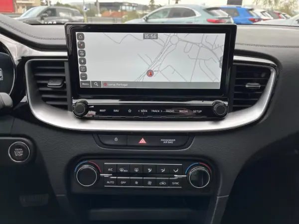 Kia XCeed 2025 - 29750 EUR, 1000 km - AUTO.MOTO.pt - 1000km - foto 8 de 14