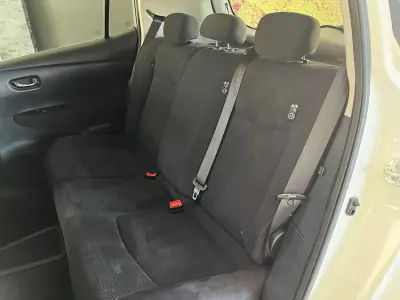 Nissan Leaf 2016 - 7800 EUR, 32548 km - 32548km - foto 19 de 20