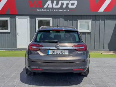 Opel Insignia Sports Tourer 2014 - 8900 EUR, 201000 km - AUTO.MOTO.pt - 201000km - foto 6 de 13