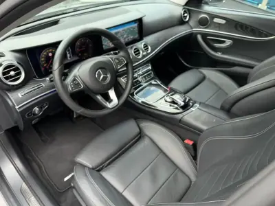 Mercedes-Benz E 220 2016 - 22900 EUR, 249575 km - AUTO.MOTO.pt - 249575km - foto 11 de 15