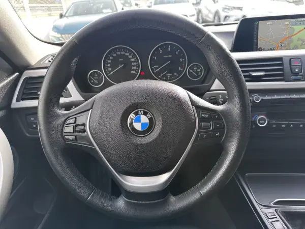 BMW 418 Gran Coupé 2016 - 16900 EUR, 190000 km - AUTO.MOTO.pt - 190000km - foto 45 de 52