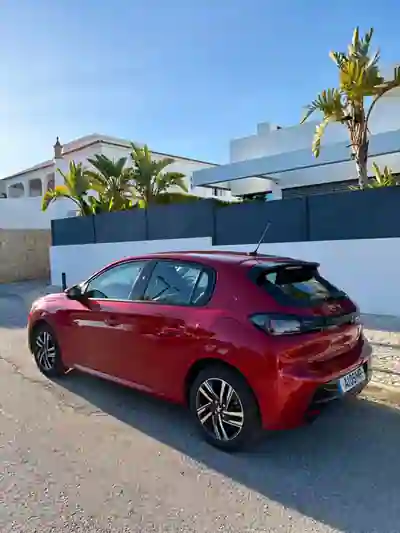 Peugeot 208 2022 - 15000 EUR, 68000 km - AUTO.MOTO.pt - 68000km - foto 7 de 7