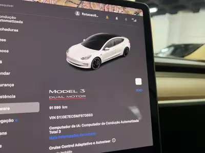 Tesla Model 3 2021 - 31990 EUR, 85000 km - AUTO.MOTO.pt - 85000km - foto 25 de 45