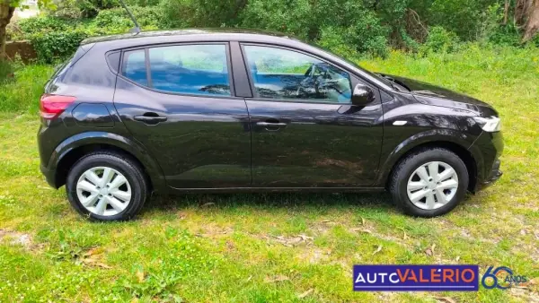 Dacia Sandero 2023 - 14950 EUR, 69650 km - 69650km - foto 6 de 32