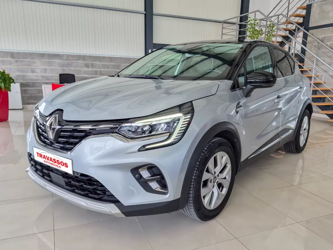 Renault Captur 2021 - 14500 EUR, 103290 km - AUTO.MOTO.pt - 103290km - foto 1 de 12