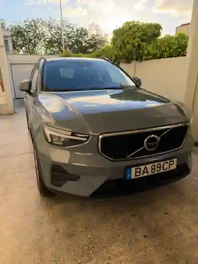 Volvo XC 40 2023 - 27000 EUR, 75000 km - AUTO.MOTO.pt - 75000km - foto 4 de 4