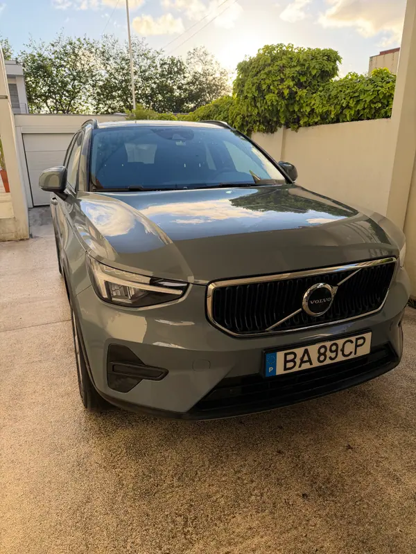 Volvo XC 40 2023 - 27000 EUR, 75000 km - AUTO.MOTO.pt - 75000km - foto 4 de 4