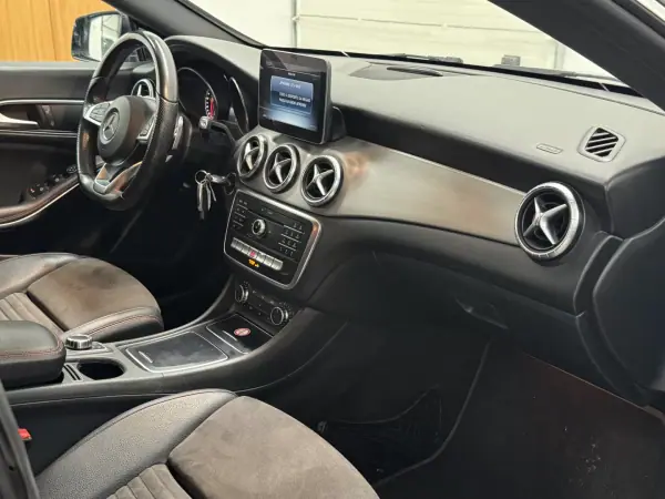 Mercedes-Benz CLA 220 2016 - 19890 EUR, 212000 km - AUTO.MOTO.pt - 212000km - foto 20 de 23