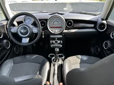 MINI Clubman 2009 - 6900 EUR, 290000 km - AUTO.MOTO.pt - 290000km - foto 43 de 64
