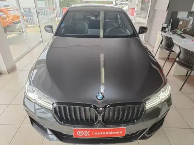 BMW 530e 2022 - 33750 EUR, 158500 km - AUTO.MOTO.pt - 158500km - foto 3 de 36