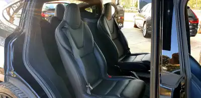 Tesla Model X 2019 - 59990 EUR, 179000 km - AUTO.MOTO.pt - 179000km - foto 19 de 61