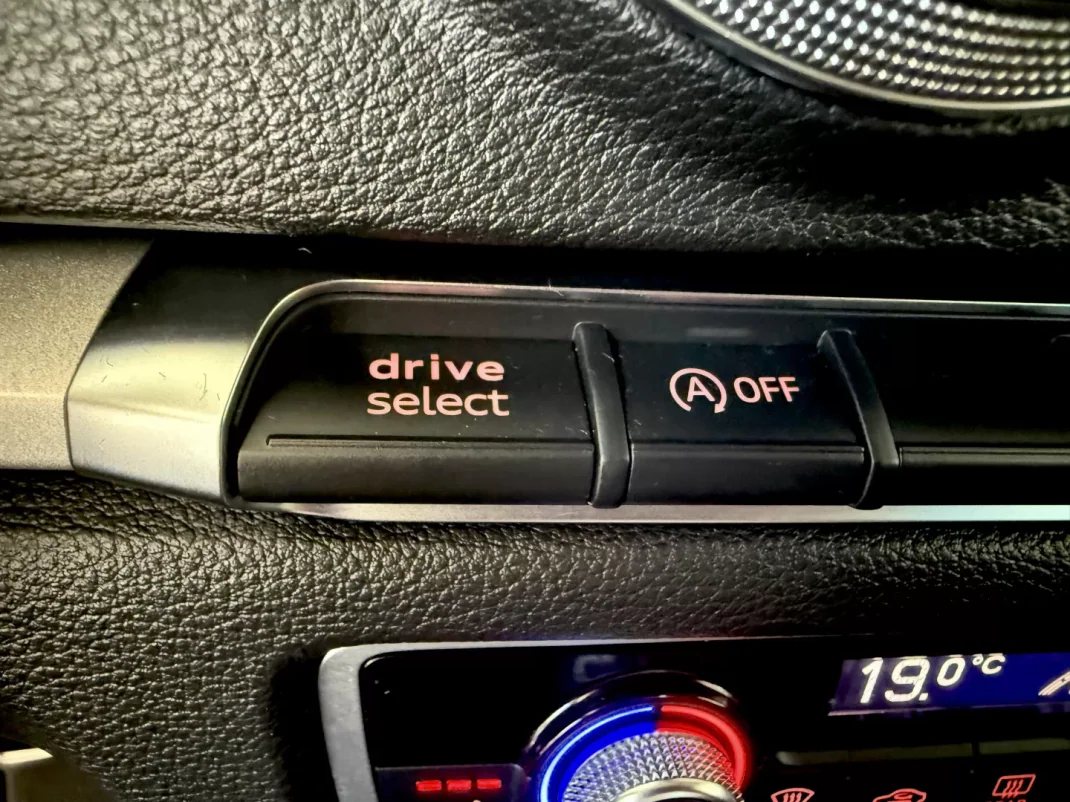 Audi A3 Sportback 2016 - 16000 EUR, 158000 km - AUTO.MOTO.pt - 158000km - foto 78 de 94