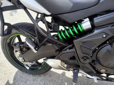 Kawasaki Versys 2019 - 5980 EUR, 70000 km - AUTO.MOTO.pt - 70000km - foto 18 de 24