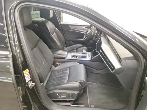 Audi A6 Avant 2021 - 36990 EUR, 109582 km - AUTO.MOTO.pt - 109582km - foto 6 de 7