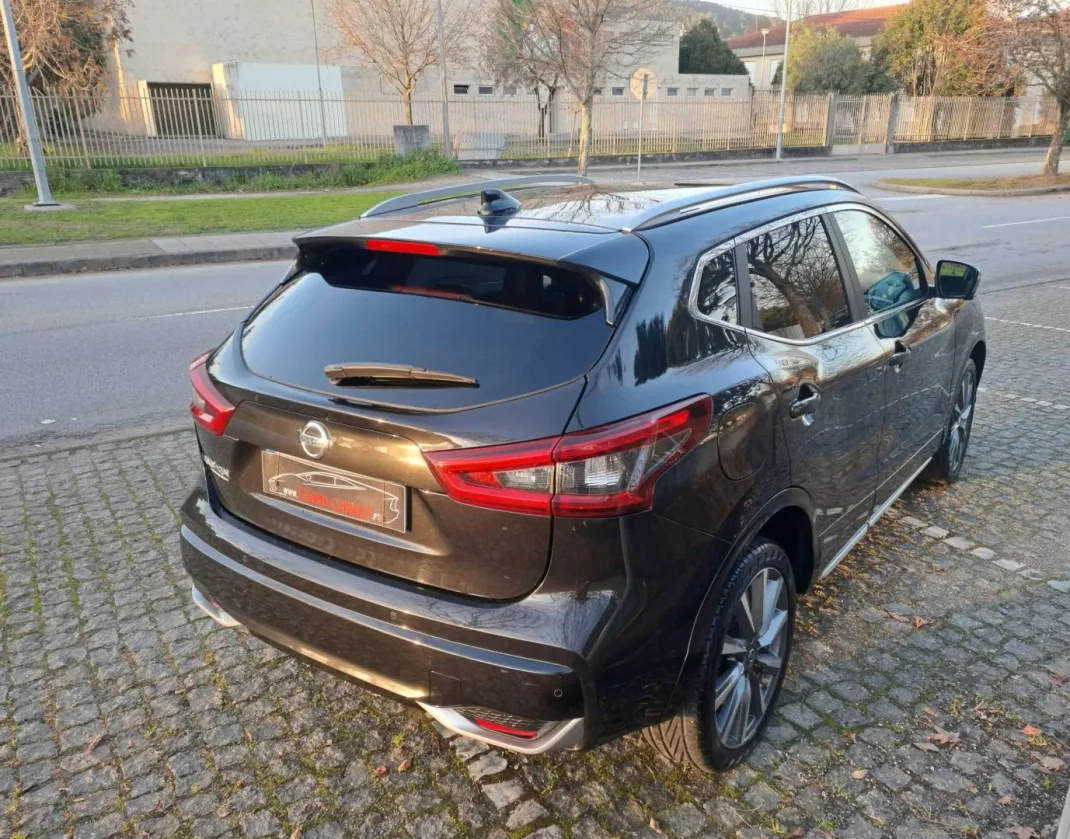 Nissan Qashqai 2020 - 21990 EUR, 139000 km - AUTO.MOTO.pt - 139000km - foto 6 de 19