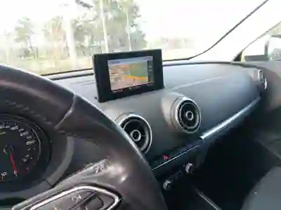 Audi A3 Sportback 2014 - 9900 EUR, 209000 km - AUTO.MOTO.pt - 209000km - foto 7 de 11